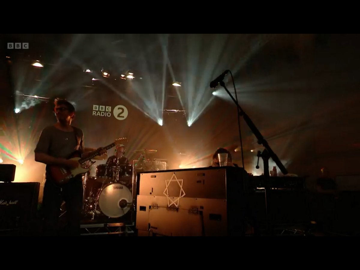 AndrewJazzie's tweet photo. Let’s not beat around the bush….
That Blur Radio 2 in Concert was FANTASTIC.
#blur #radio2inconcert #BlurAtTheBBC #damanalbarn https://t.co/rGEQWxkFKS