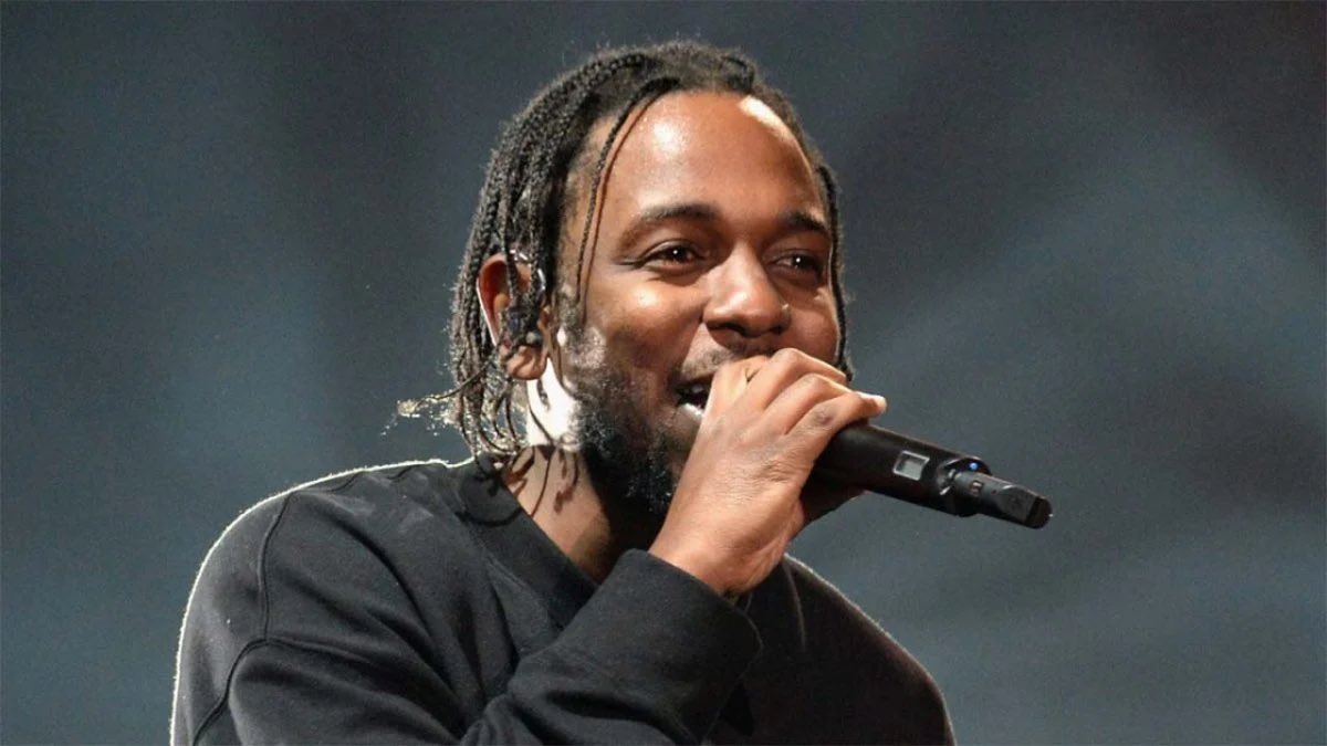 backdoorTWT's tweet photo. The greatest rappers of the last decade https://t.co/3WhPzdtEwO