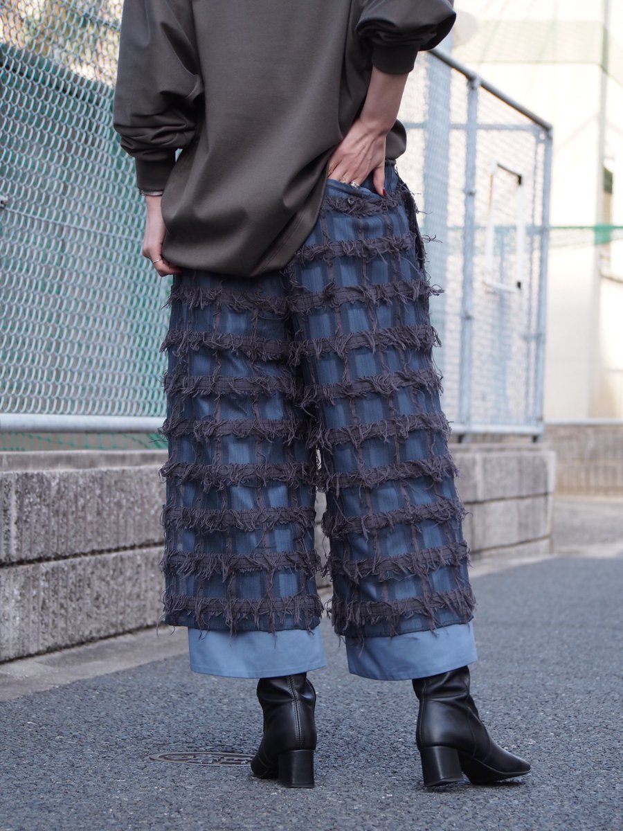 fronowhere's tweet photo. 【sale】 
【RYU】fringe checked lace 4/5 wide pants（blue grey）【ryu-s2221】¥20,720- *sale price
model：163cm 
https://t.co/nlUVtFj4ym https://t.co/B44rLainv9
