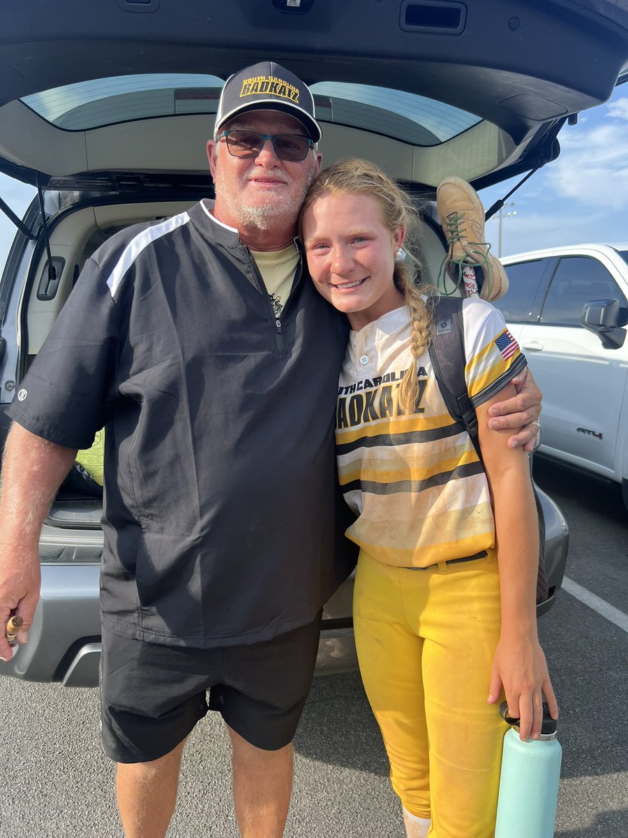 Katie Ryan tweet media