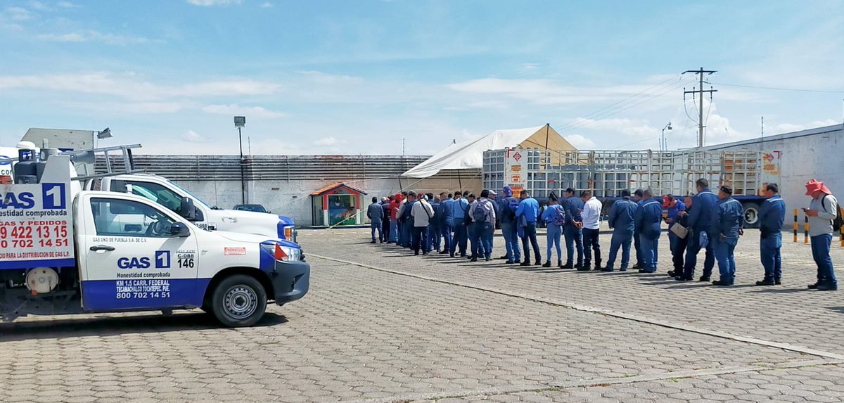 soylizmedranooo's tweet photo. 📝🌐#Entérate👇🏻
TRABAJADORAS Y TRABAJADORES DE GAS UNO, LEGITIMARON SU CONTRATO COLECTIVO DE TRABAJO @CTMPuebla 👥
Trabajadores de #GasUNO legitimaron durante esta semana su Contrato Colectivo de Trabajo, con más de 400 votos, emitidos en forma personal, libre, directa y secreta. https://t.co/wxp6CA79XV