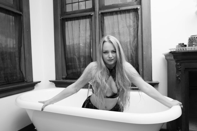 What's the dirtiest thing you want to do to me? 😁😝 https://t.co/3woVhfzhW5<a href="/tag/bucharestsummit2024"class="tags"><span>#bucharestsummit2024</span></a>