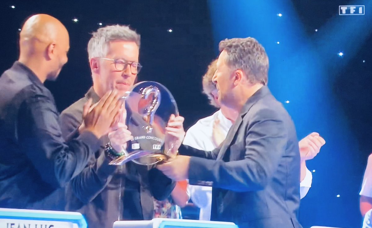 LGCDA_TF1's tweet photo. Toutes nos félicitations à @JeanLucLemoine pour cette nouvelle victoire 🥇🥇🥇 ! #LGC #LeGrandConcours https://t.co/aGatdbwrqs