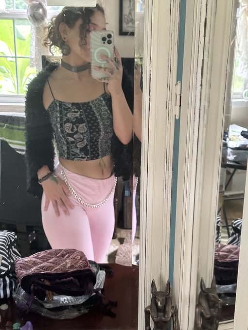 Outfit today , packing for  my vacation ✨ https://t.co/YkocQXlCXu<a href="/tag/winter"class="tags"><span>#winter</span></a>