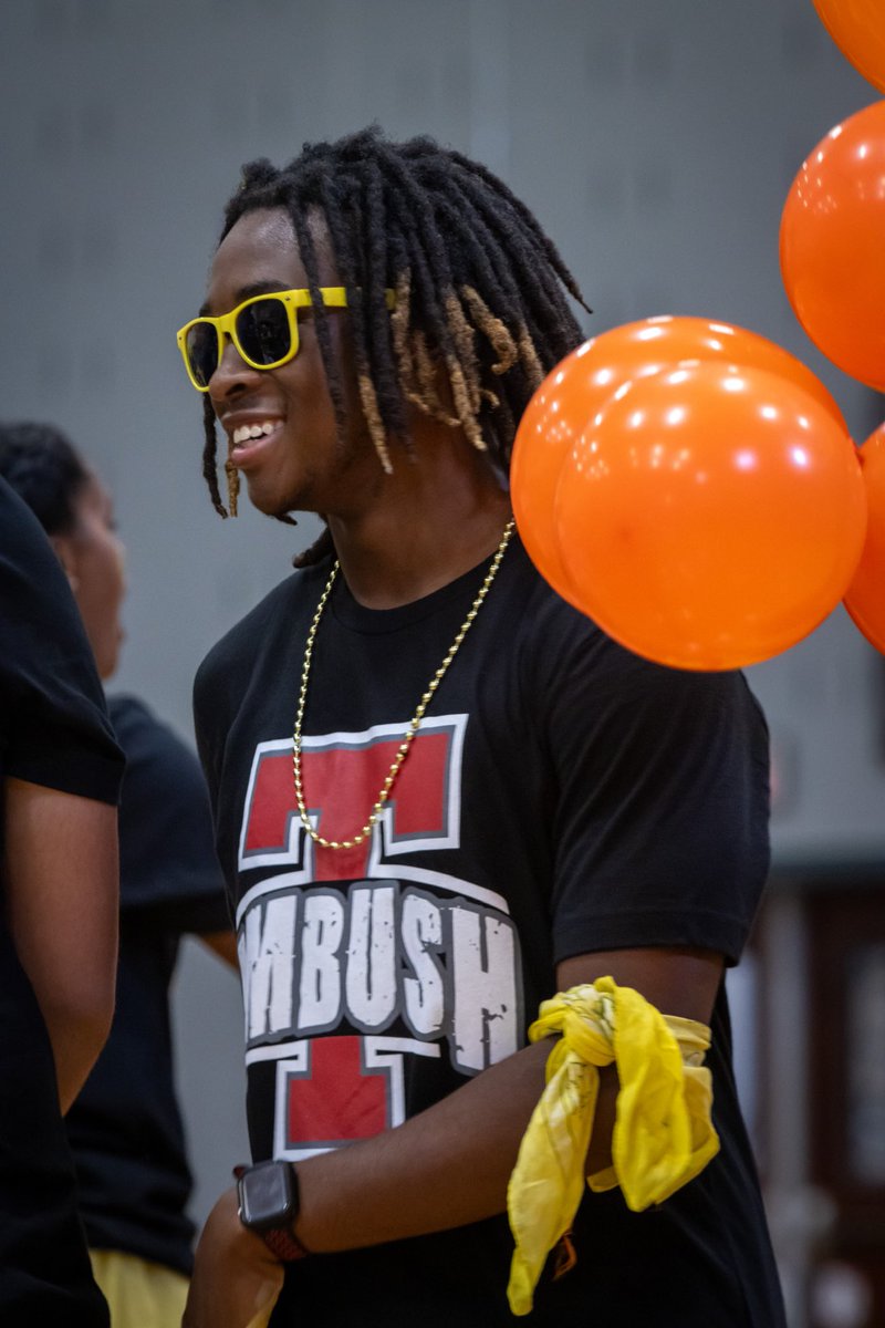 THS_Ambush's tweet photo. Welcome to our Tiger Family! #THSAmbush #TigerPride365
📸 @TexasGameDay https://t.co/vqSKqaACRQ
