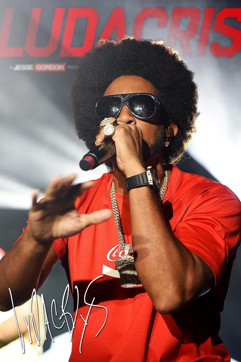 JesseGDesigns's tweet photo. Photographing @Ludacris last night! https://t.co/mVduslvxST