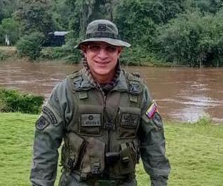 Felicito al GD Carlos Eduardo Aigster Villamizar por su designación como Comandante de la @ZMiranda43 quien comandará a partir de ahora, con espíritu de trabajo y sacrificio, en el cumplimiento fiel y exacto de su deber por el fortalecimiento de la Patria grande de Bolívar y…