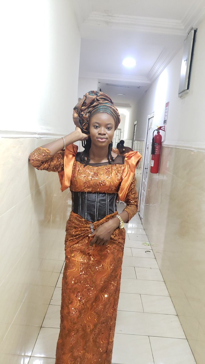 _dhorcaz's tweet photo. Wedding guest..
Both my dress&Gèlè came out well 🥰😍🤗
#BlessedHands 🤲
#Designer #modestdresses
#Dressmaker #owanbe https://t.co/2TrSIF1Atu