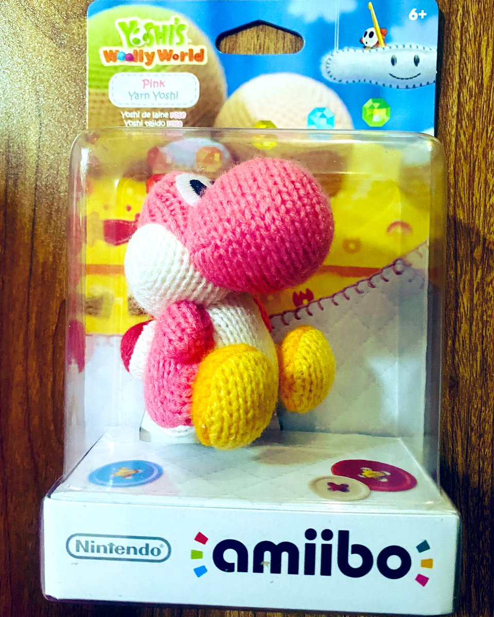 ChispasGaming's tweet photo. #PinkYoshi #Nintendo #Amiibo https://t.co/GQh2OTVcau
