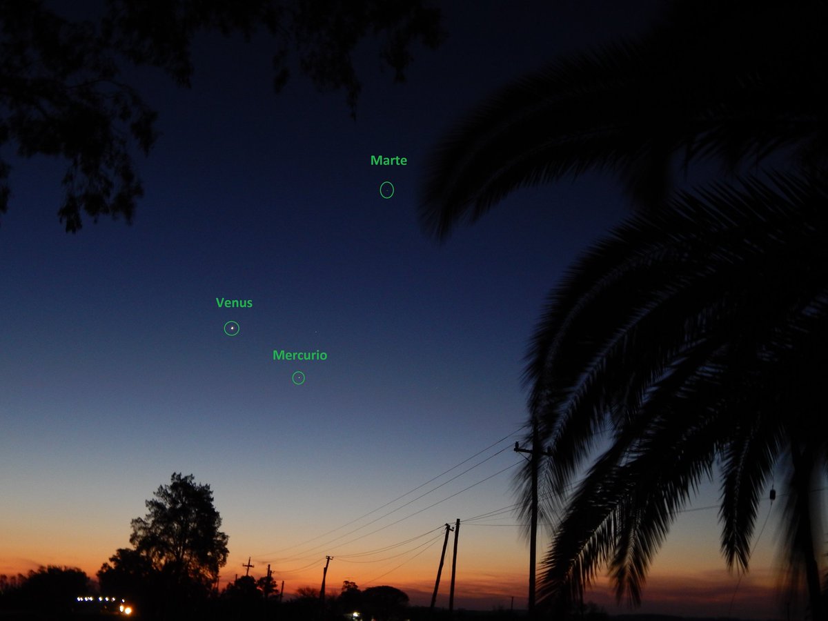 gonzaramirezgr's tweet photo. atardecer del  26/7 - 3 planetas visibles https://t.co/hWZJlmTZt1