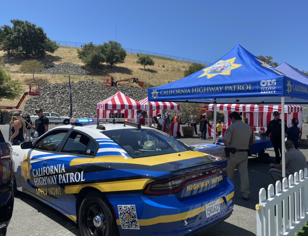 CHP_Napa's tweet photo. The California Highway Patrol and the California Office of Traffic Safety remind everyone to designate a sober driver. Enjoy your weekend but plan ahead. #CaliDDP https://t.co/JyS2zXyzDh