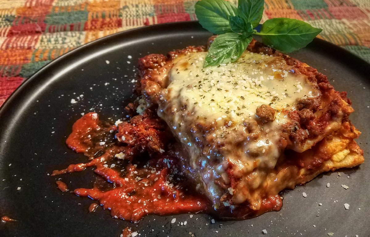SparksCooks's tweet image. I read that it&apos;s #NationalLasagnaDay and I decided I wanted to celebrate, too. So, I&apos;m eating (devouring) my #scratchmade lasagna, including #homemade pasta and fresh basil from my #herbgarden.

Delizioso!

#ItalianFood #ClassicFood #ComfortFood #foodie #ChefMode #recipes
