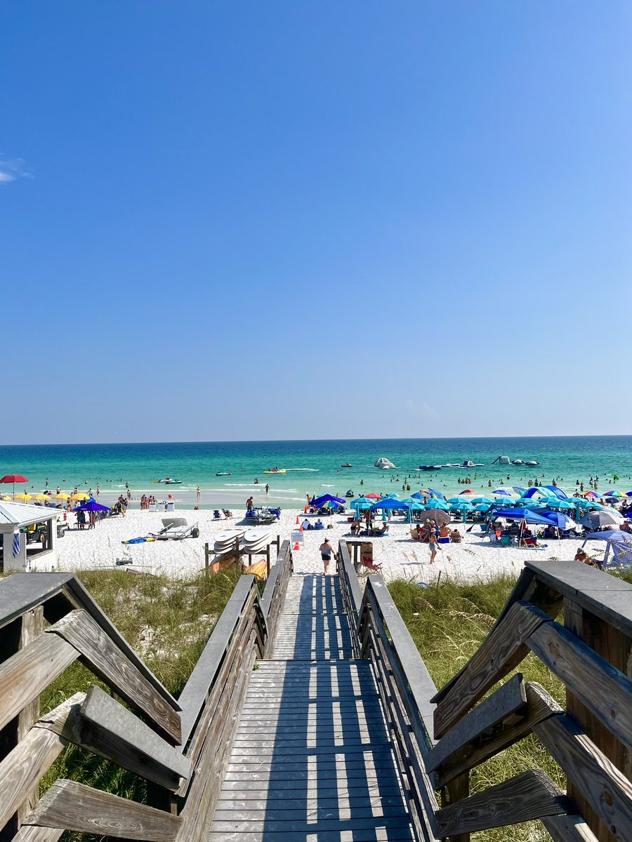 Had a great time presenting my teams' awesome work at my first #SOA meeting this weekend. Thank you everyone - it's been an absolute pleasure.
#Ortho #OrthoTwitter
#13RoadToOrtho