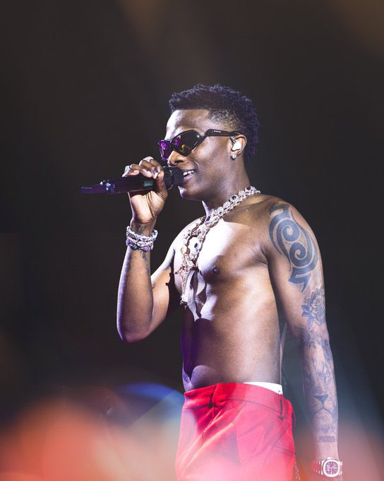 itzbasito's tweet photo. Wizkid sold out 80,000 capacity Tottenham Stadium, London🦅❤️ https://t.co/nx4NtVfGEc