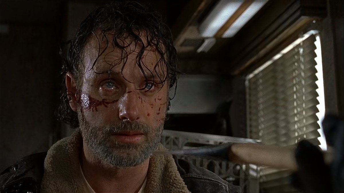 screenscaps's tweet photo. andrew lincoln in the walking dead (2016) https://t.co/tvXQtr3bwF