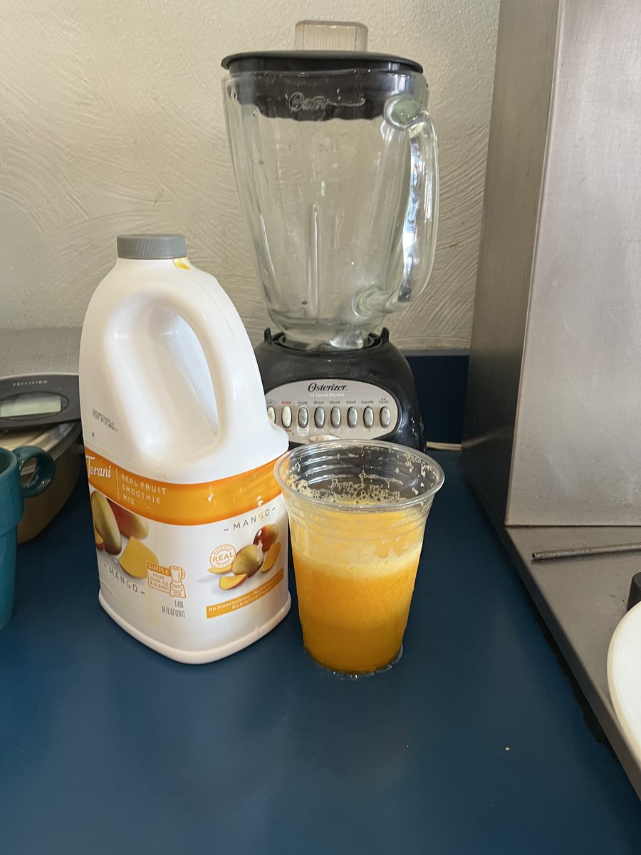 booksonfirst's tweet photo. Sometimes, you just have to go inside. Look what's here @booksonfirst Fruit smoothies, Tools for School, Jim Duis's nature prints, lemon mini-cake, @gianna_pergamo stickers &amp; much, much more https://t.co/CxwyBQuNgn