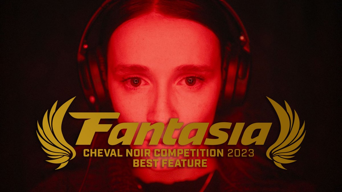 🏆 The Cheval Noir Award for Best Feature goes to LES CHAMBRES ROUGES by Pascal Plante!

"With incredible skill and artistry, without resorting to gore or violence, this film delivers [...] an extremely disturbing and frightening experience you may never forget."

#Fantasia2023