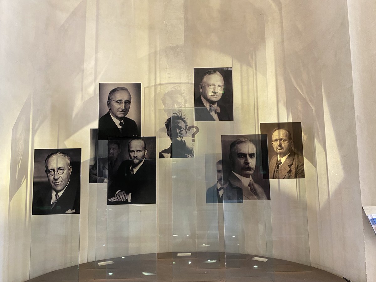 "To all future university students: 

Today at the University of Vienna, I stumbled upon a beautiful ‘question mark’. It represents the Noble Prize-winning alumni to asks 'Who is next?' 

Remember, no matter what the world tells you, it could be ‘YOU’! 

Believe in your dreams