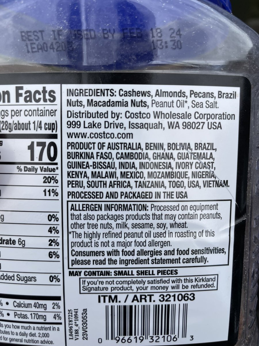 mhp_guy's tweet photo. This blows my mind. 

Nuts sourced from 23 different countries and almost every continent. 

In my hand in Texas for a mere $11.98. 

Capitalism is unstoppable. https://t.co/jsPGVHGz1c