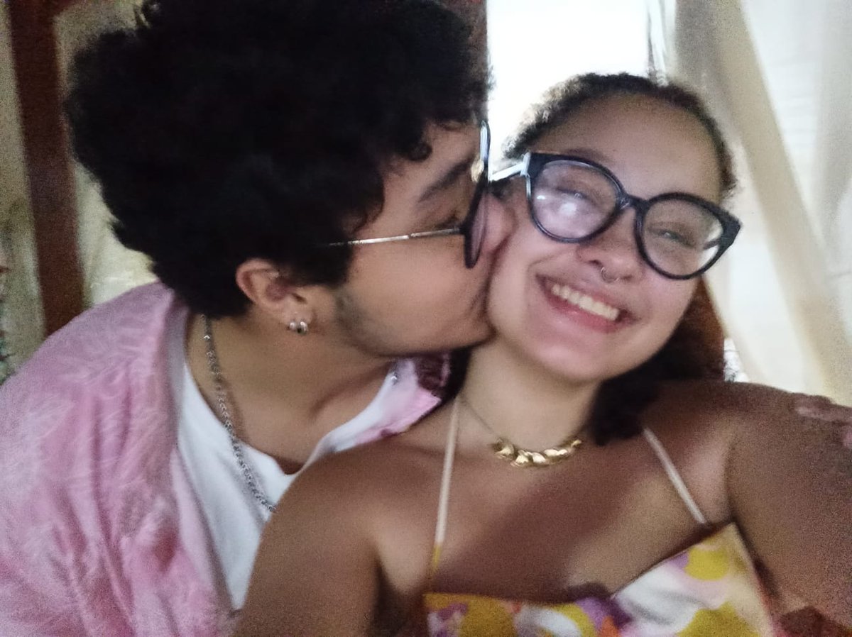 Peu Peex namorado da Lilia tweet media