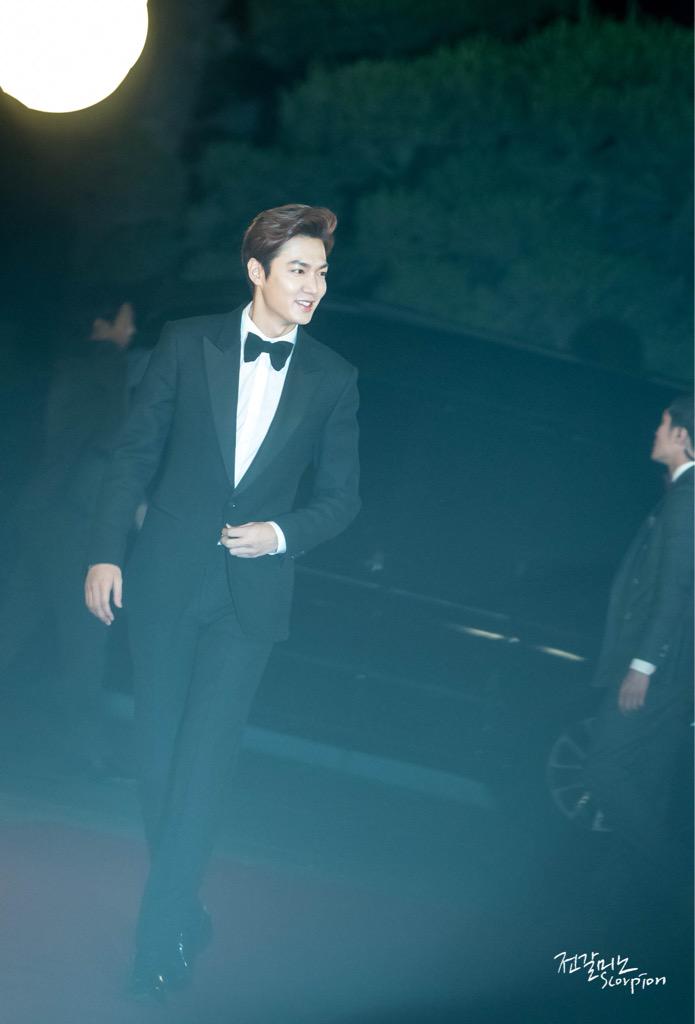 amorelmh's tweet photo. heaven is a place on earth with you ♡

#leeminho https://t.co/sKoN5GlwhW