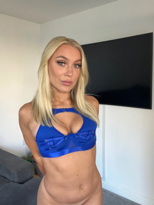 Let&rsquo;s play 😏 https://t.co/lFCrSuvMJV