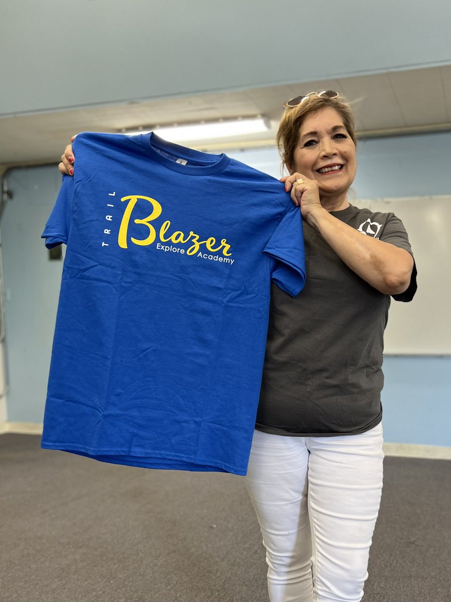 ExploreK12's tweet photo. Enrolling new scholars for our first campus in Orange #trailblazer @CHeatonPhD @GloriaJRomero https://t.co/fzYiyI0n09
