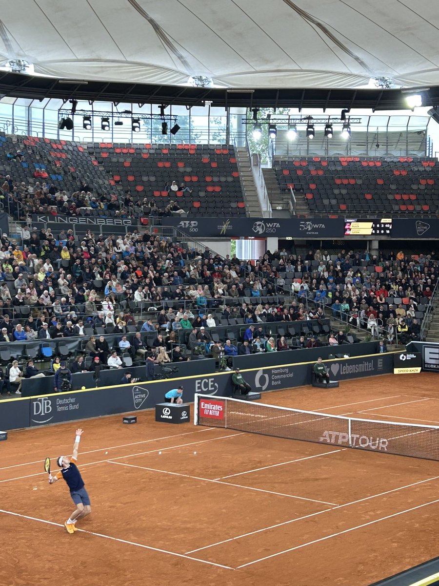 Hovde10's tweet photo. 27.07.23
Casper Ruud - Christian Garin
Rothenbaum Stadium https://t.co/YfT7v0wQXl