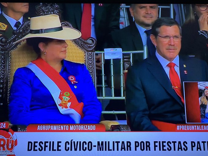 GomesMiluska's tweet photo. El sombrero volvió a palacio..... https://t.co/7yMb48Ellt