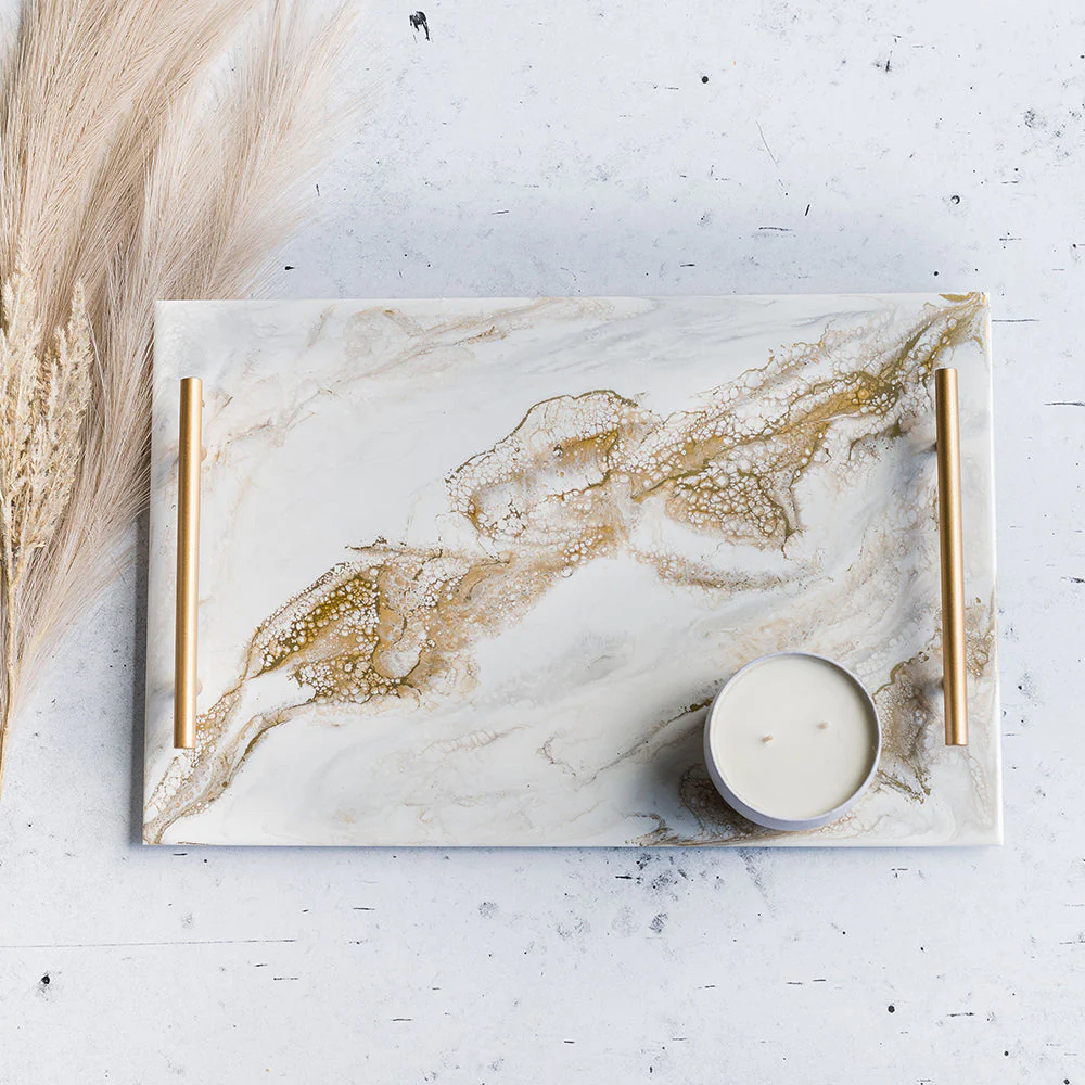 Our bestselling #weddinggift 
.
.
.
#weddingregistry #madeincanada #canadianmade #servingtray #homedecor #kitchendecor #neutralhome #family #canadianfamily #shopcanada