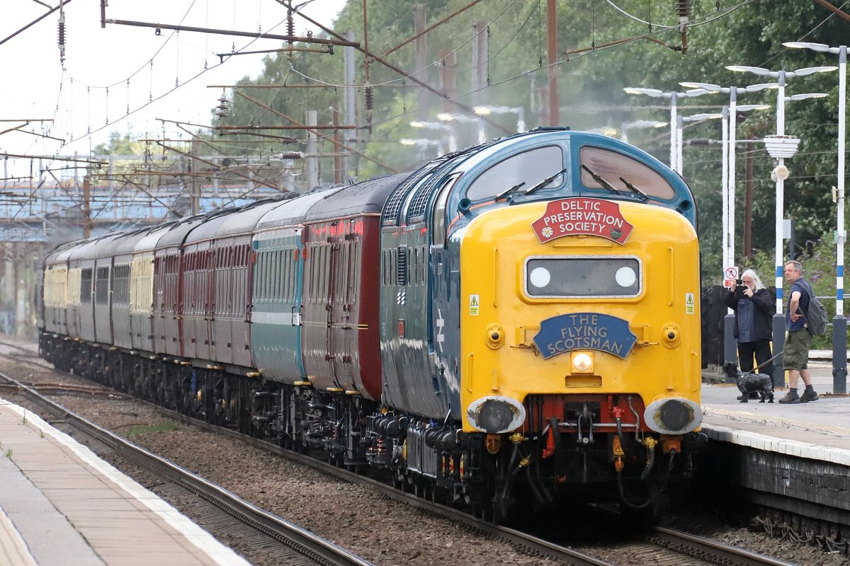 Preserved BR Deltic 55009 'Alycidon' coasts through Finsbury Park platform 4, slowing for the outbound final stop at London Kings Cross of @PathfinderTours 'Capital Deltic Reprise' from Willington. IMG_0363, 29-Jul-2023. @DelticSociety @westcoastrail #deltic #locomotive #rail