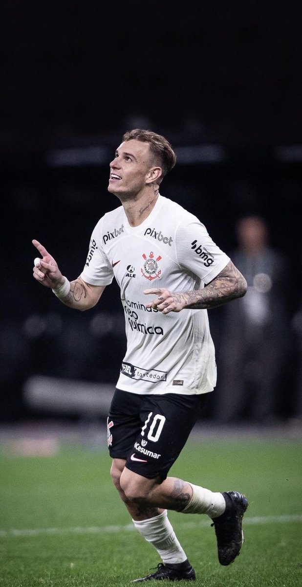 csawinz's tweet photo. O MAIOR ARTILHEIRO DA NEO QUÍMICA ARENA!!!! PODE CHAMAR DE CALVO GUEDES QUE ELE TA NO MODO AVASSALADOR!!!! https://t.co/oAzNhtRY8m