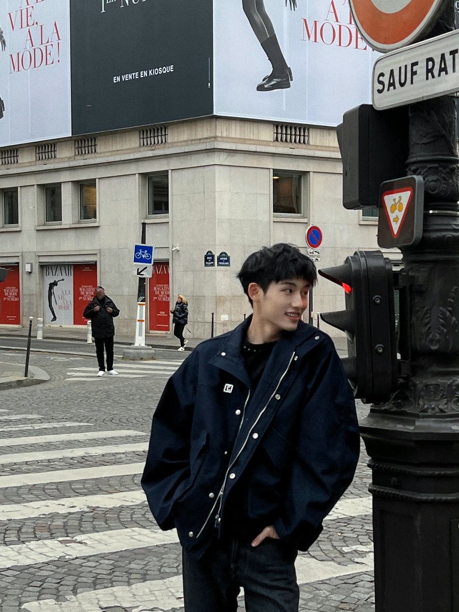 _m_ang_'s tweet photo. 윈윈이 좋은 하루 보내 ~!! https://t.co/fAsryXeJrW