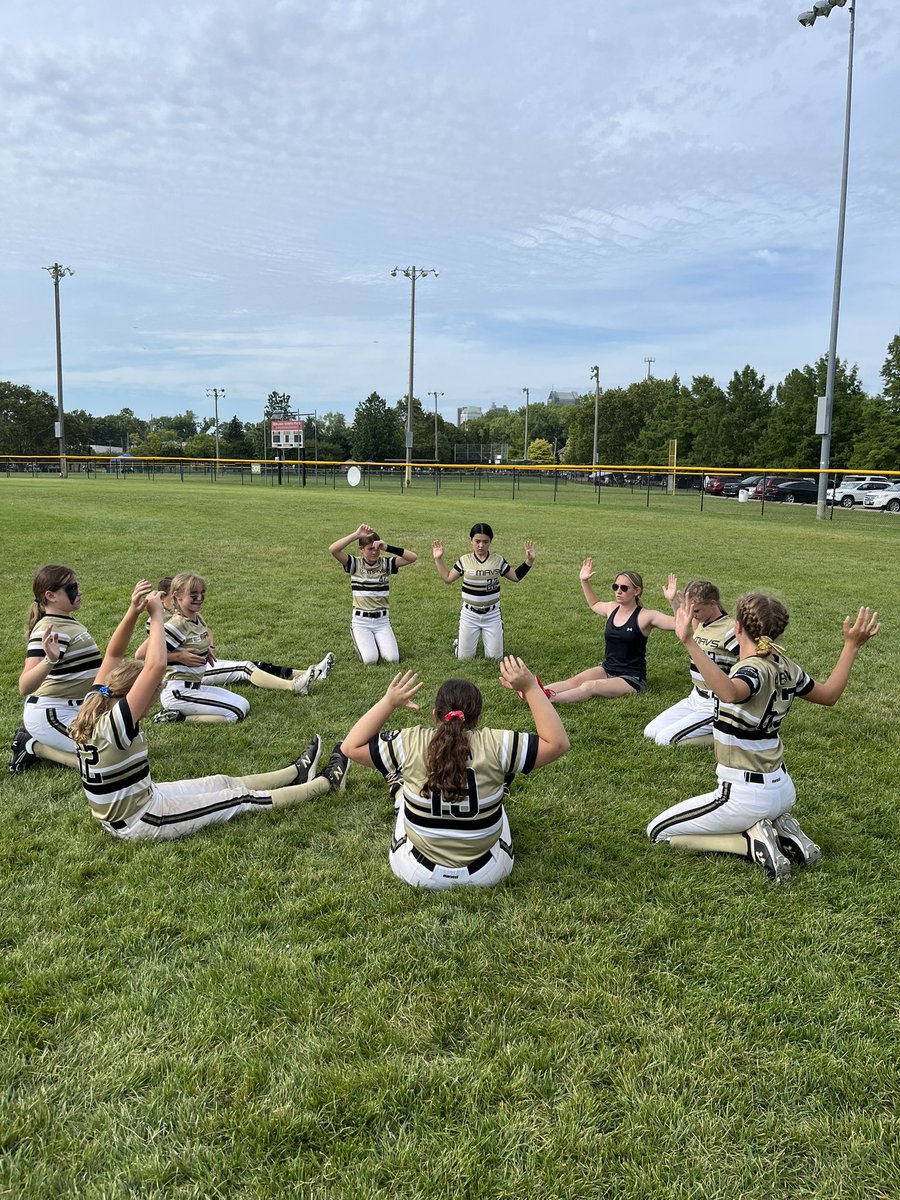 Kelly Zana tweet media