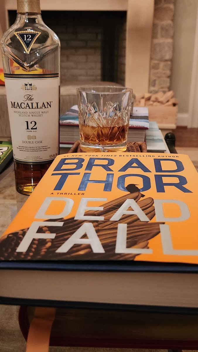 drakedw's tweet image. Another great thriller from @BradThor #DeadFall is the perfect read for the #UkraineRussiaWar. We need more #ScotTHarvath