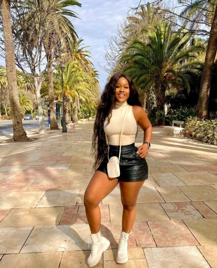 plentyshalaye's tweet photo. can't wait to see Ceec open her yansh 🤣🤣
CECC THE LEGEND
#BBNaijaAllStars #Ceec
#Ceecs #BBNaija https://t.co/nNEwq0EaYA