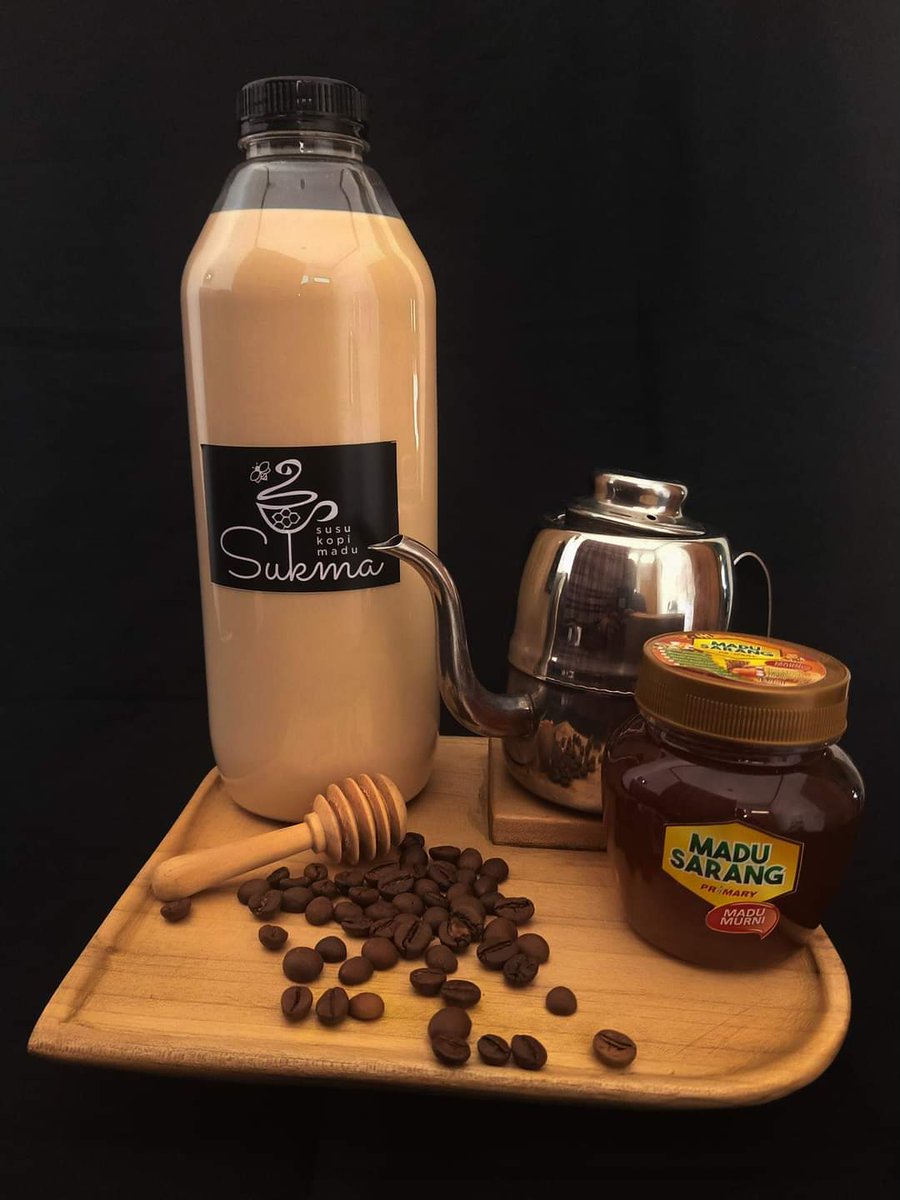 dandibudiman's tweet photo. Anda suka coffee late ? 
Coba rasa manisnya pake Madu Murni Primary 

Nagih lho...
☺️

WA 087825228194
#madumurni
#gantigula_madu #kopimadu https://t.co/v7rUtnNSBL