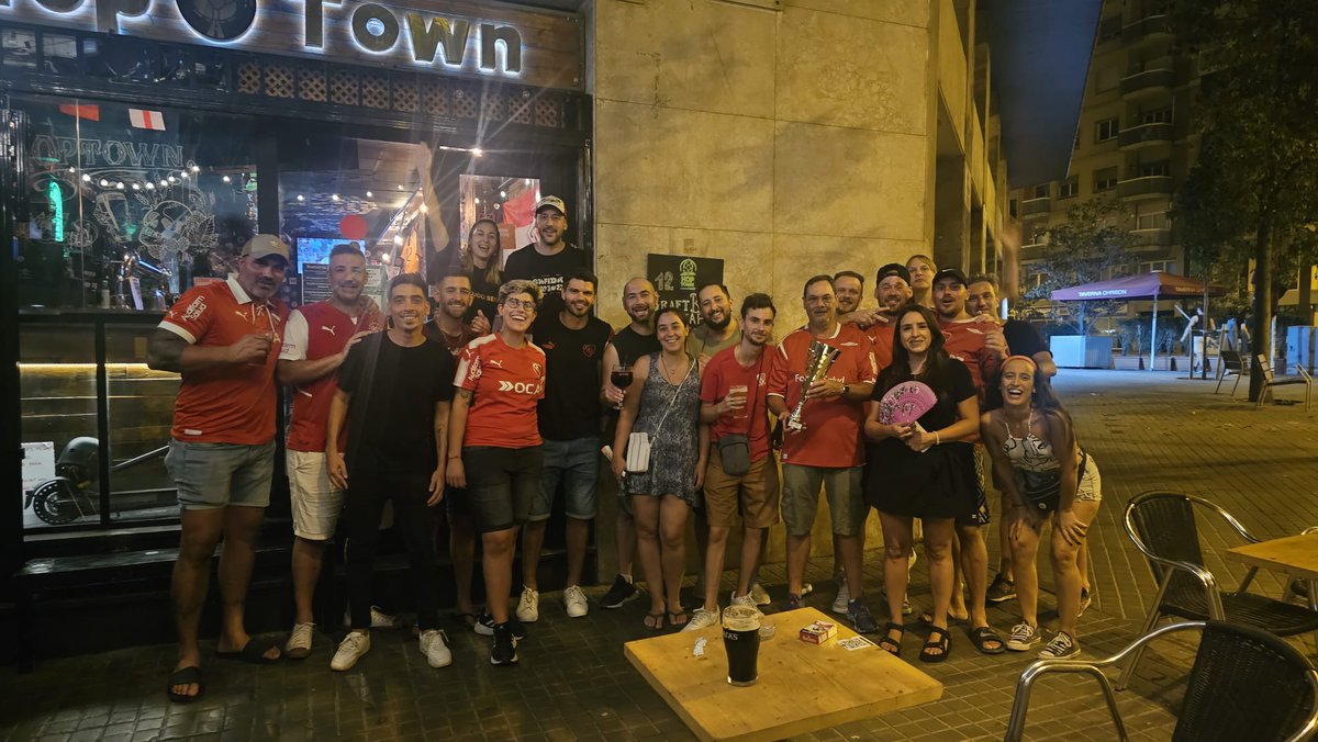 Derrota muy dura en el clásico de local ante Boca, y la banda de los Diablos de Catalunya presente. Cierre de un triste torneo con seis victorias, diez empates y once derrotas. Sé que volveremos a ser lo que una vez fuimos.
