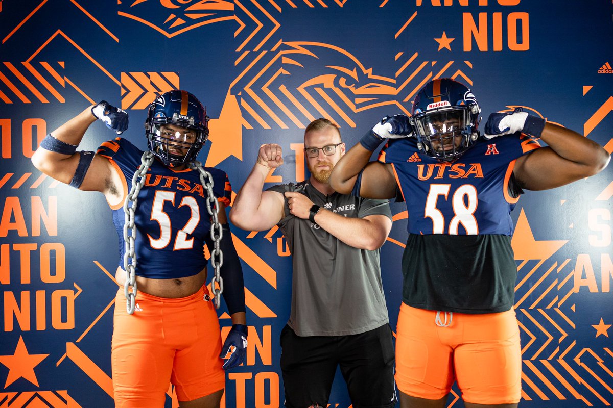 CameronDHandy1's tweet photo. Had a great visit at @UTSAFTBL  Appreciate for having us it was Lit 🤟🏿@Coach_TPreston #Gobirds #AllGod https://t.co/OwP3nhK8sp