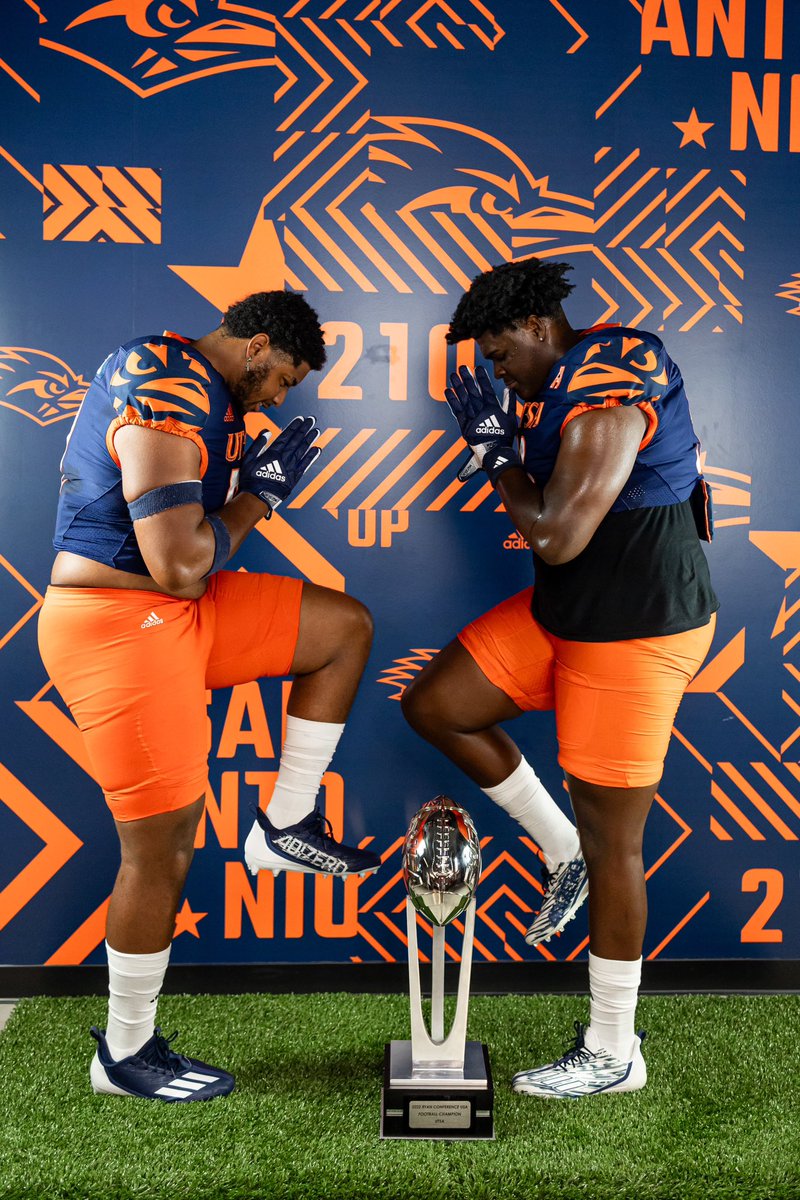 CameronDHandy1's tweet photo. Had a great visit at @UTSAFTBL  Appreciate for having us it was Lit 🤟🏿@Coach_TPreston #Gobirds #AllGod https://t.co/OwP3nhK8sp