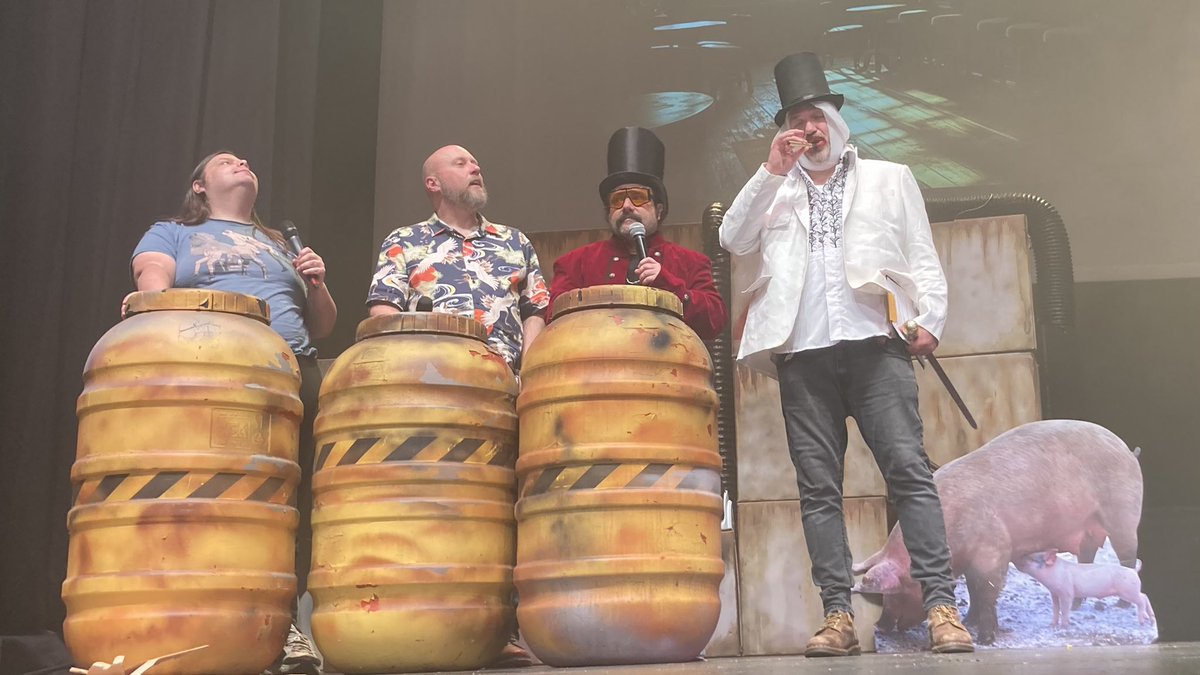 mistercourt's tweet photo. Some #DigiLive highlight pics @mrbiffo @ChestersKaren https://t.co/ZClw6nPLOz