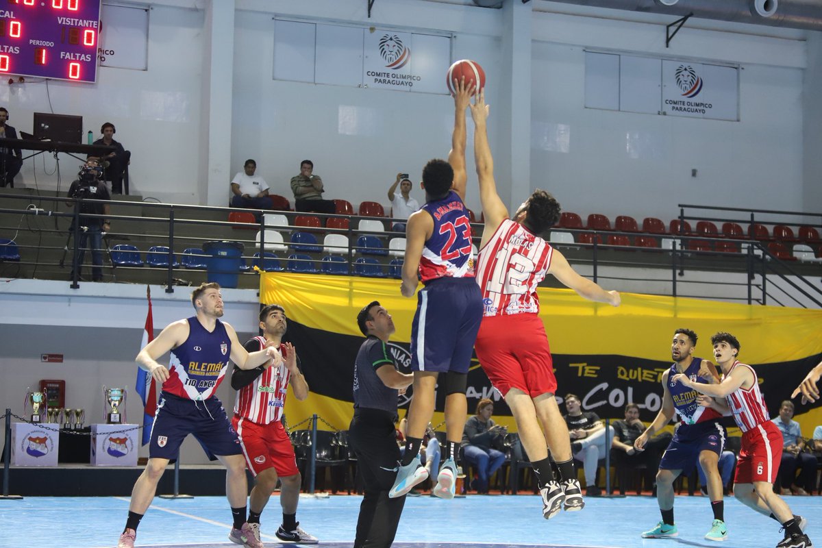 cpb_py's tweet image. 📷 Partido en disputa

#CuadrangularFinal 🏆
#CNF2023 🔥