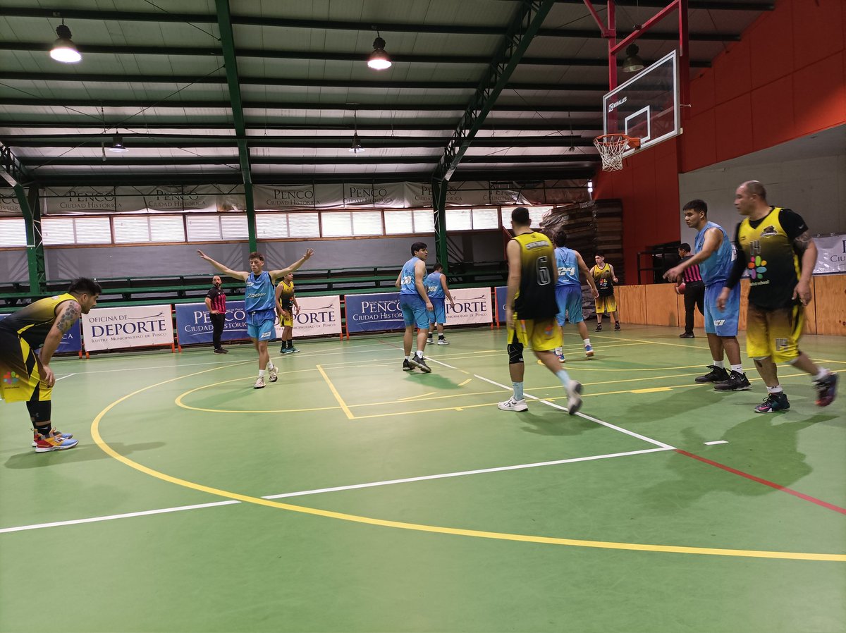 basketzoom's tweet photo. 🏀⛹️‍♂️⭐ 💪 Buena jornada matutina de Sabado en Liga de Basquetbol Copa del Gran Concepción 2023. Varones todo competidor.
⚡Triunfo de Zoom (75) frente a CD. California de Coronel (53). En el Gimnasio Municipal de Penco.

#copaconcepcion
#concepcion
#apertura
#Basketzoom #mulchen https://t.co/NQV3D1Z5y3
