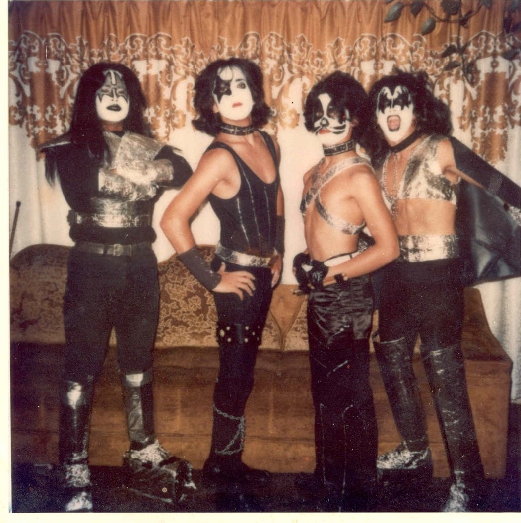 ir_drummer's tweet photo. @bob_robertnash Halloween 1977 https://t.co/MSBxsQB4QO