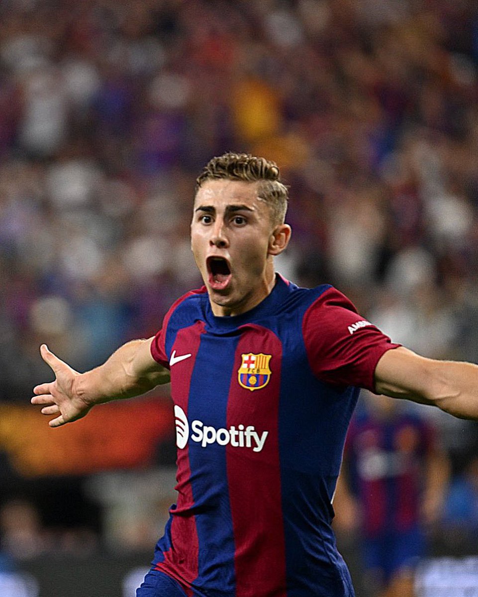 futbolliit's tweet photo. Një fitore e madhe e Barcelonës në El Clasicon e parë të sezonit me rezultat 3-0, El clasico është katalan🔵🔴
#barcelona #realmadrid #elclasico #dembele #fermin #ferrantorres #football #futbollshqip #traversa https://t.co/uZQ9ZoUPJX