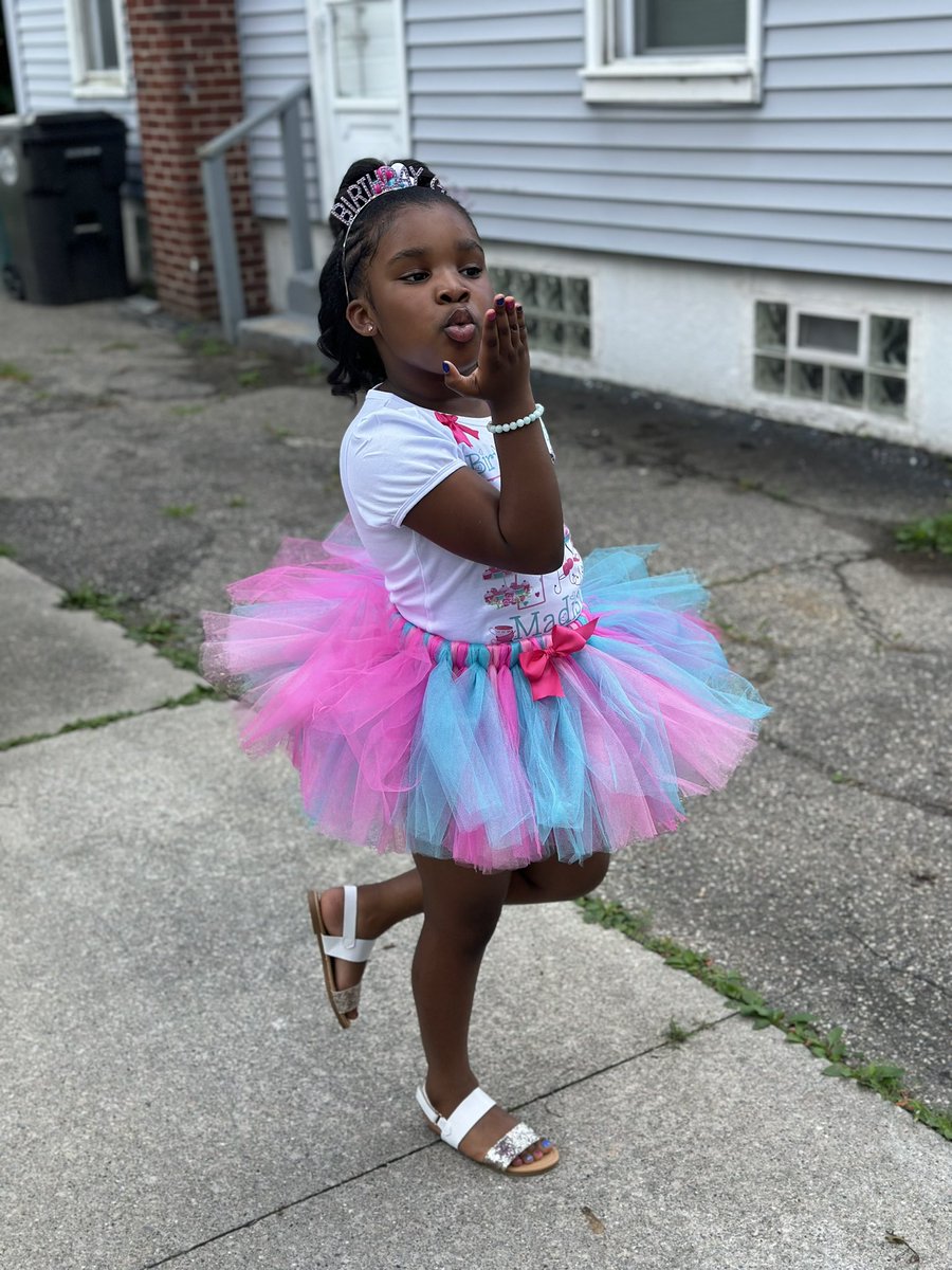 señorita tweet media