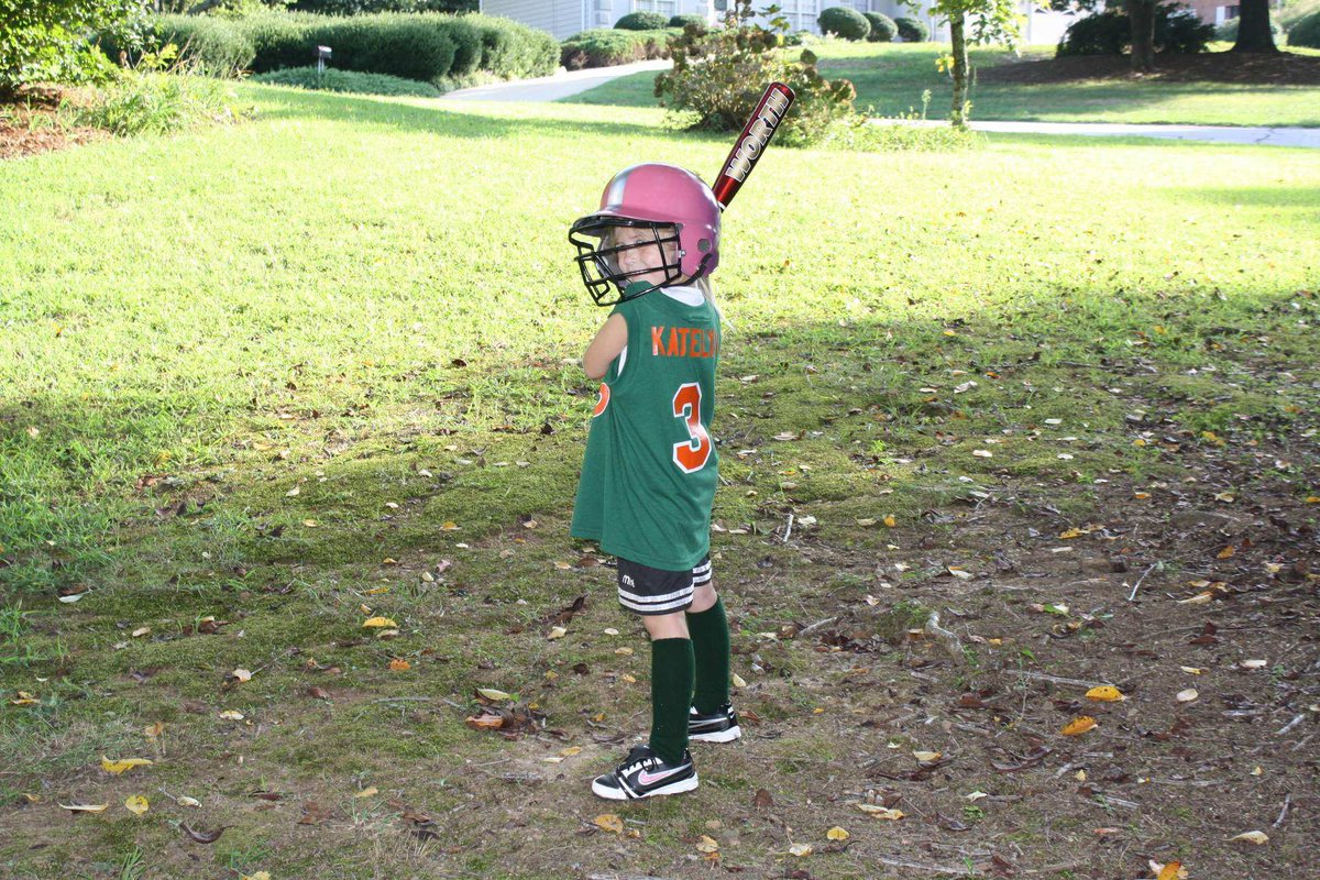 BoyetteKatelyn's tweet photo. Thank you so much travel softball and the people who have been part of it for everything you have taught me over the years. I’ve learned so much about the game as a player &amp; coach from some amazing people. Little me never believed this would happen, but here I come @USCBSoftball https://t.co/VQHupZKypD