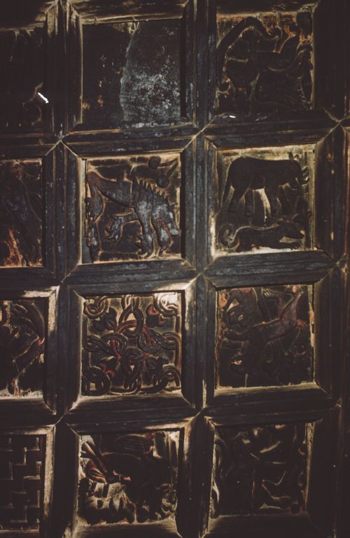 Hadgitourism's tweet photo. Different wildlife embroided on the wooden ceilings of the monastery of #DebreDamo, #Tigrai.

📷: Eduard Gübelin in the 960s https://t.co/G6y68WeXB0