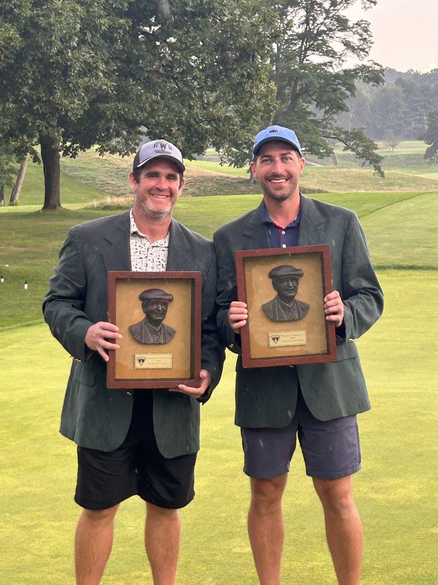 EWints's tweet photo. @tgsports Matt Jose of Framingham and Steve Scannell of Worcester receive their green jackets for winning the 101st Worcester Country Club Invitational. @tgsports https://t.co/qWseSvTgTn
