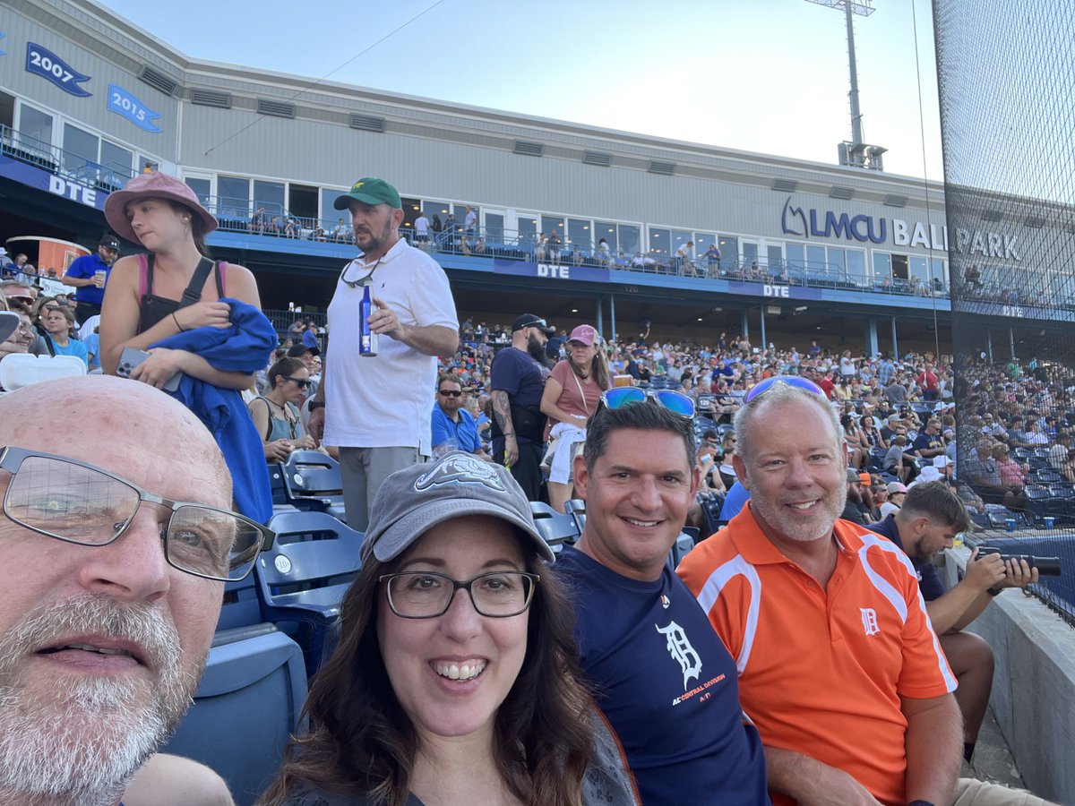 MariaLYoder's tweet image. Go Whitecaps! ⁦@wmwhitecaps⁩ #shareyoursizzle